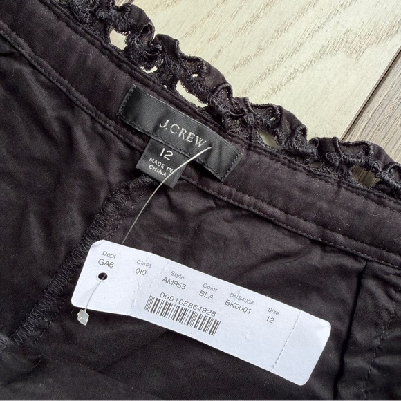 J.Crew Tie-waist short in embroidered eyelet. - Picture 3 of 5